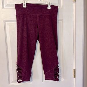 Champion. Capri Leggings. Eggplant. Size Large. Like New.
